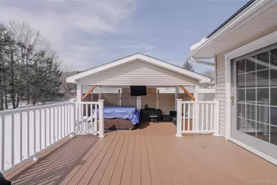 410 Vineyard Avenue, Highland, NY 12528 - Photo 22