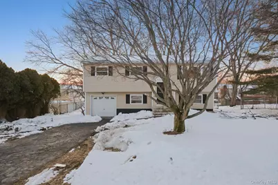 15 Decker Drive, Washingtonville, NY 10992 - Photo 2