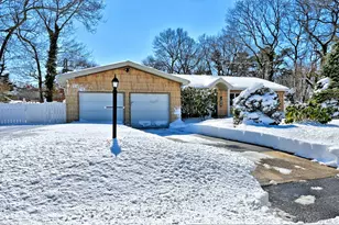 16 Hempstead St, Holtsville, NY 11742 - Photo 4