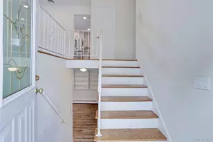 9 Mary Beth Dr, Airmont, NY 10901 - Photo 4