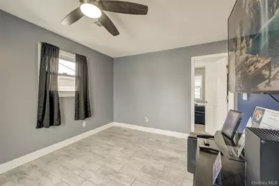 1031 Jefferson Street, Baldwin, NY 11510 - Photo 26