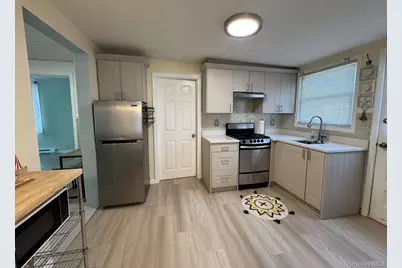 131 Westbury Drive, Sound Beach, NY 11789 - Photo 8