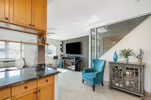 11-55 Welling Ct, Astoria, NY 11102 - Photo 2