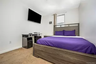 11-55 Welling Ct, Astoria, NY 11102 - Photo 12