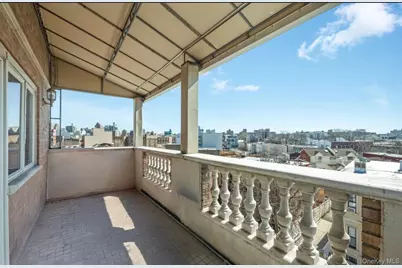 1155 Welling Court, Astoria, NY 11102 - Photo 8