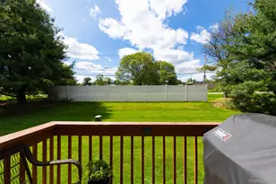 124 Elmcrest Dr, Fishkill, NY 12524 - Photo 20