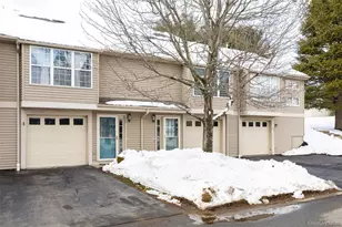 124 Elmcrest Dr, Fishkill, NY 12524 - Photo 2