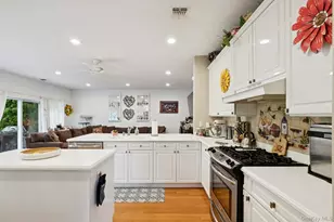 186 Windwatch Dr, Hauppauge, NY 11788 - Photo 6