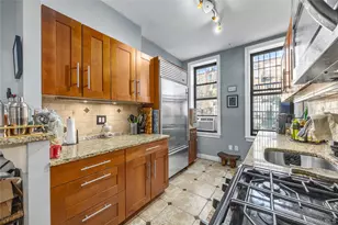 133 Thames St, Brooklyn, NY 11237 - Photo 6