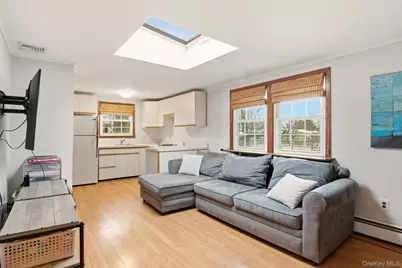 24 Stellenwerf Avenue, East Islip, NY 11730 - Photo 12