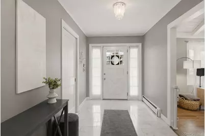 24 Stellenwerf Avenue, East Islip, NY 11730 - Photo 2