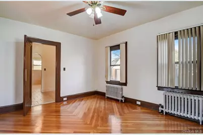 29 Oak Avenue, Hempstead, NY 11550 - Photo 6