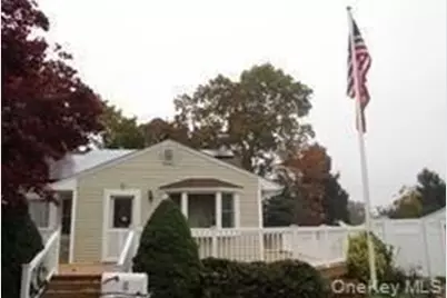 4 Thistle Lane, Kings Park, NY 11754 - Photo 1