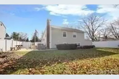 4 Thistle Lane, Kings Park, NY 11754 - Photo 6