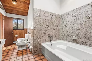 110 Cross Pond Rd, Pound Ridge, NY 10576 - Photo 16