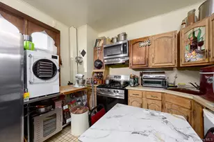 8919 Bedell Ln, Brooklyn, NY 11236 - Photo 4