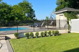 4 Ivy St, Cedarhurst, NY 11516 - Photo 4