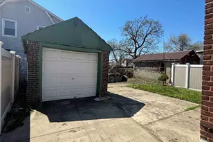 182-16 141st Ave, Springfield Gardens, NY 11413 - Photo 32
