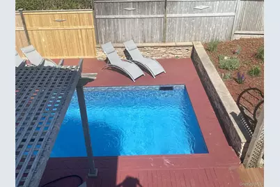 300 Lewis Walk, Cherry Grove, NY 11782 - Photo 10