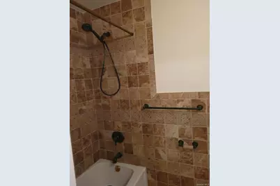 111 Woodland Hills Road, White Plains, NY 10603 - Photo 10