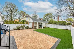 38 Hawthorne Ave, Floral Park, NY 11001 - Photo 28