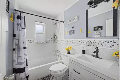 9 Amherst Road, West Sayville, NY 11796 - Photo 10