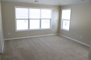 53 Cornwall Ln, Middletown, NY 10940 - Photo 32