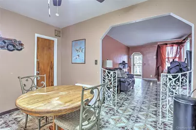 815 Quincy Avenue, Bronx, NY 10465 - Photo 10