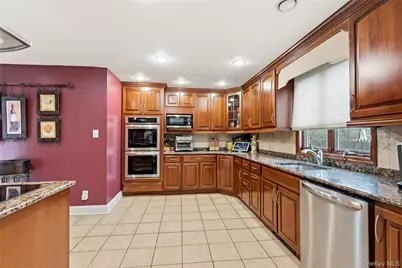 4 Lancaster Avenue, Baldwin, NY 11510 - Photo 10