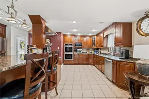 4 Lancaster Ave, Baldwin, NY 11510 - Photo 12