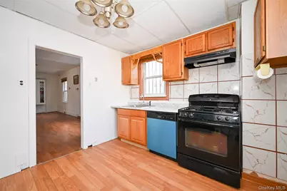 107-24 165th Street, Jamaica, NY 11433 - Photo 8