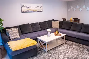 160 Pennsylvania Ave, Medford, NY 11763 - Photo 10