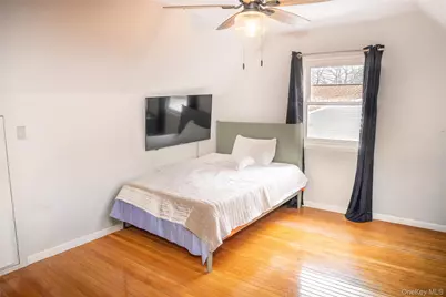 160 Pennsylvania Avenue, Medford, NY 11763 - Photo 14