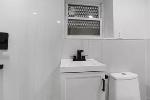 4365 De Reimer Ave, Bronx, NY 10466 - Photo 22