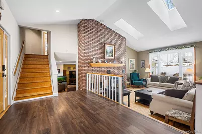 21 Straub Drive, Pleasant Valley, NY 12569 - Photo 4