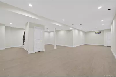 229 Brixton Road, Garden City, NY 11530 - Photo 34