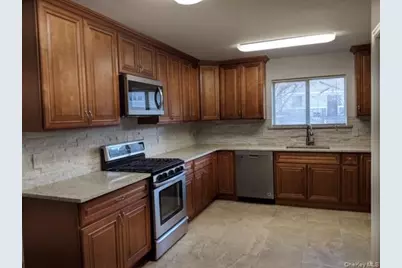 649 E Beech Street #garden, Long Beach, NY 11561 - Photo 2