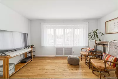 36 W Windsor Parkway, Oceanside, NY 11572 - Photo 20