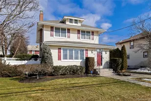 36 W Windsor Pkwy, Oceanside, NY 11572 - Photo 34