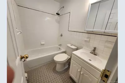 2087 Daly Avenue #2, Bronx, NY 10460 - Photo 4