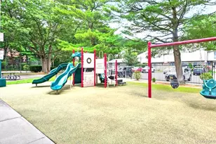 224H Springmeadow Dr, Holbrook, NY 11741 - Photo 18