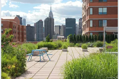 4-74 48th Avenue 4-74 48th Avenue #17F, Long Island City, NY 11109 - Photo 26