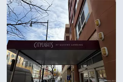 4-74 48th Avenue 4-74 48th Avenue #17F, Long Island City, NY 11109 - Photo 1