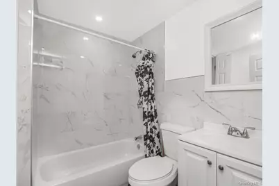 819 E 223rd Street, Bronx, NY 10466 - Photo 22