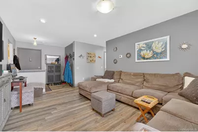 700 Commons Way #E, Fishkill, NY 12524 - Photo 12