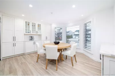 4011 Greentree Drive, Oceanside, NY 11572 - Photo 14