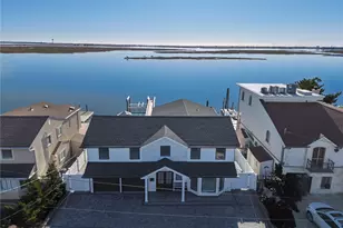 4011 Greentree Dr, Oceanside, NY 11572 - Photo 2