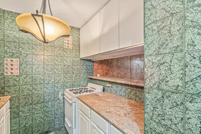 138-35 Elder Avenue #5B, Flushing, NY 11355 - Photo 12