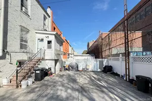 54-35 69th Ln, Maspeth, NY 11378 - Photo 20