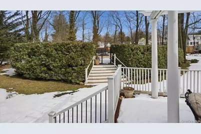 5 Wendover Road, Setauket, NY 11733 - Photo 42